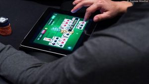 7 Cara Curang Agar Menang Ketika Main Poker